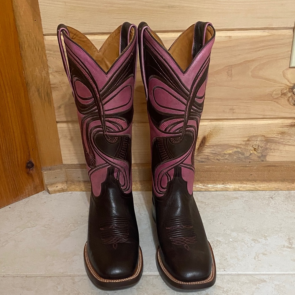 BRAND NEW Lucchese Dark Brown and Pink Western Boots. Cowboy chic